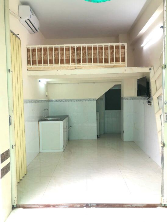 Bán CHDV 5 tầng 2 mặt hẻm đường Âu Dương Lân P3Q8. Giá: 7.5 tỷ TL