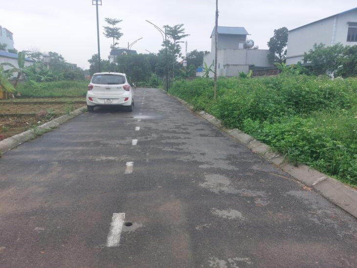 Đất nền Láng Hòa Lạc 100m2 giá 2.35 tỷ – đường ô tô, gần trường học, dân cư đông Nguyễn Hùng BĐS –