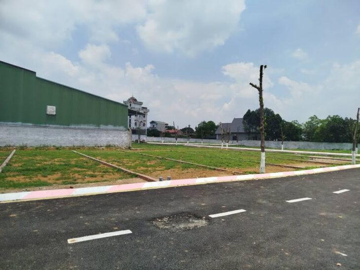 Đầu tư đất nền Láng Hòa Lạc 100m2 giá 2.95 tỷ – vị trí đẹp, tiện ích đầy đủ Nguyễn Hùng BĐS –