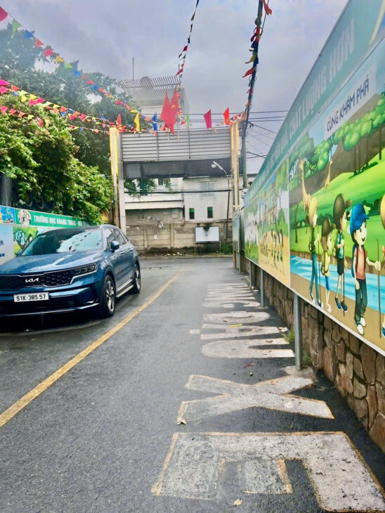 bán nhà 2 mặt tiền hẻm – 244m2 – giáp Đặng Văn Bi, thủ đức – nhỉnh 10 tỷ.