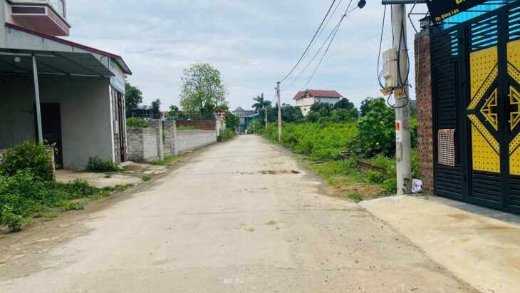 Bán đất nền Láng Hòa Lạc giá 2.5 tỷ – 100m2, gần trung tâm hành chính, dân cư đông Nguyễn Hùng BĐS