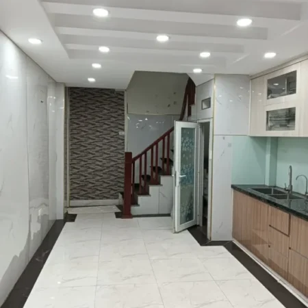 BÁN NHÀ 5 TẦNG TRONG KHU ĐÔ THỊ LINH ĐÀM – GIÁ TỐT CHỈ 6.8 TỶ