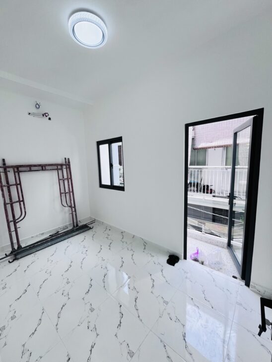???? Nhà Bán 3PN ( có phòng dưới đất cho người lớn tuổi ) Hẻm Xe Hơi Âu Dương Lân , DTSD 56m2 , SHR ,