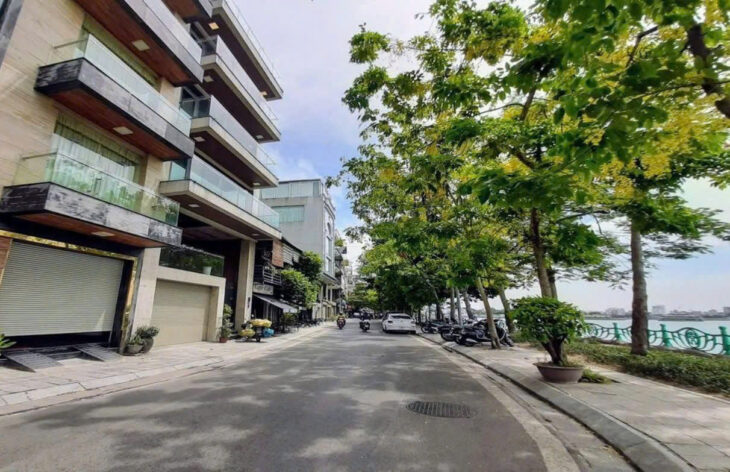 BÁN NHÀ LÔ GÓC MẶT PHỐ TRÍCH SÀI – VIEW HỒ TÂY – 64M² – MT 6M – THANG MÁY – GIÁ 63 TỶ