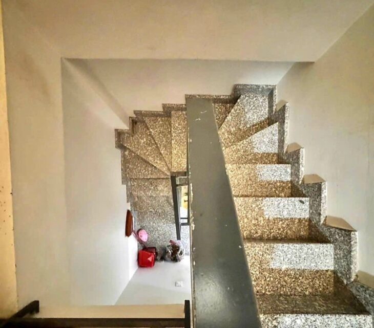 NHÀ 3 TẦNG THỐNG NHẤT, HẺM XE HƠI 3.5M, 2PN 3 WC, CHỈ 2.99 T.Ỷ TL !