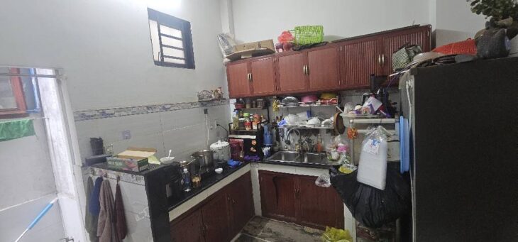 NHÀ NGANG ĐẸP – 5X12 – TRỆT LẦU SÁT HẺM XE HƠI