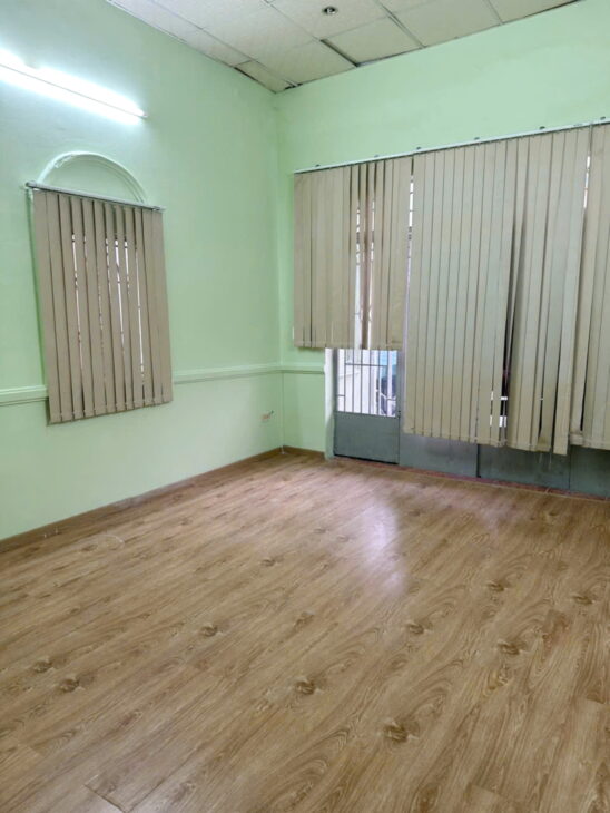 Cho thuê NNC nở hậu sát MT đường Đặng Chất P2Q8. Giá 12 triệu