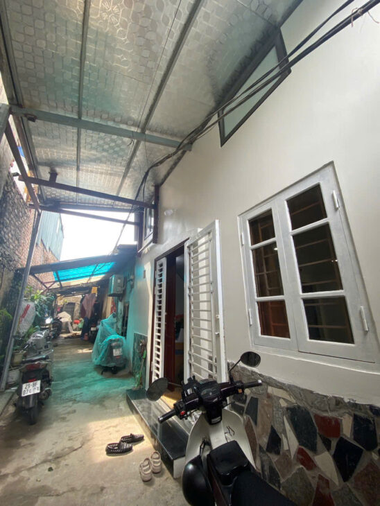 BÁN NHÀ GIÁ CHỈ 1 TỶ 950 NGAY TRUNG TÂM LĨNH NAM