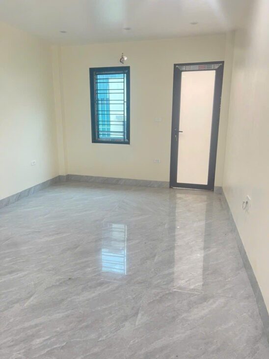 NHÀ MỚI KINH KONG ĐỊNH CÔNG -HOÀNG MAI – THOÁNG ĐẸP – NỞ HẬU – THANG MÁY – DT 40M – 6TẦNG -GIÁ CHÀO