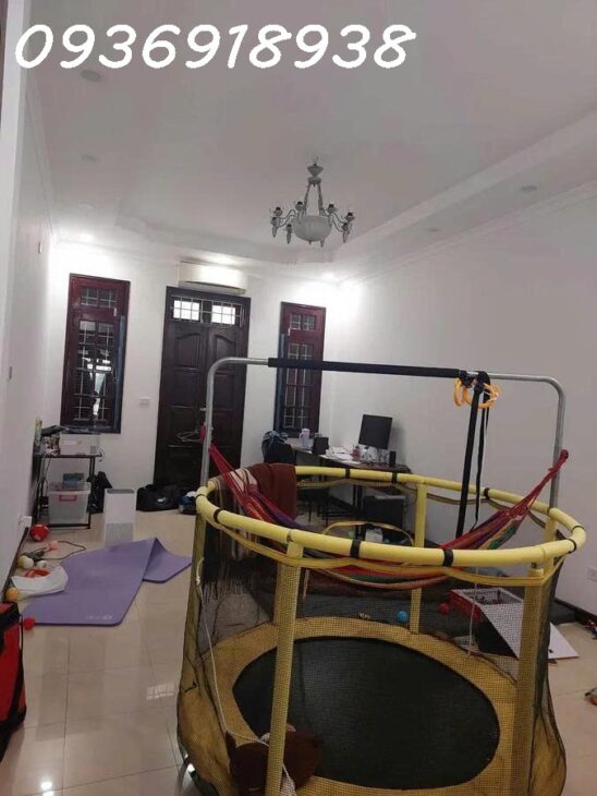 20 tỷ-phân lô ô tô vào nhà-rẻ nhất Quận Cầu Giấy