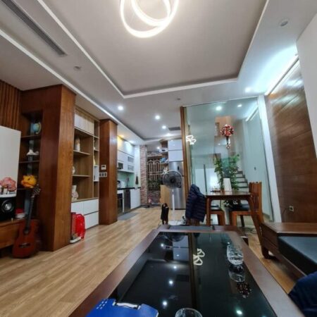 Nhà Xuân Đỉnh – 36m² x 5 tầng – Lô góc, 2 thoáng – 6,8 tỷ