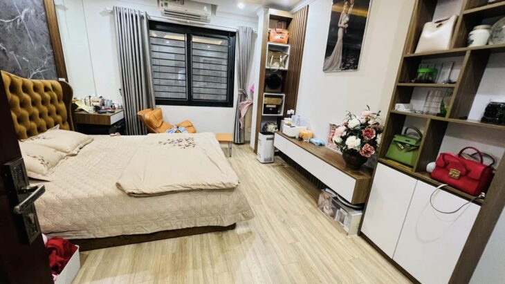 Nhà Thụy Phương – 32m² x 5 tầng – 10m ra ô tô – cách chợ Kẻ Vẽ 100m – giá 6,4 tỷ