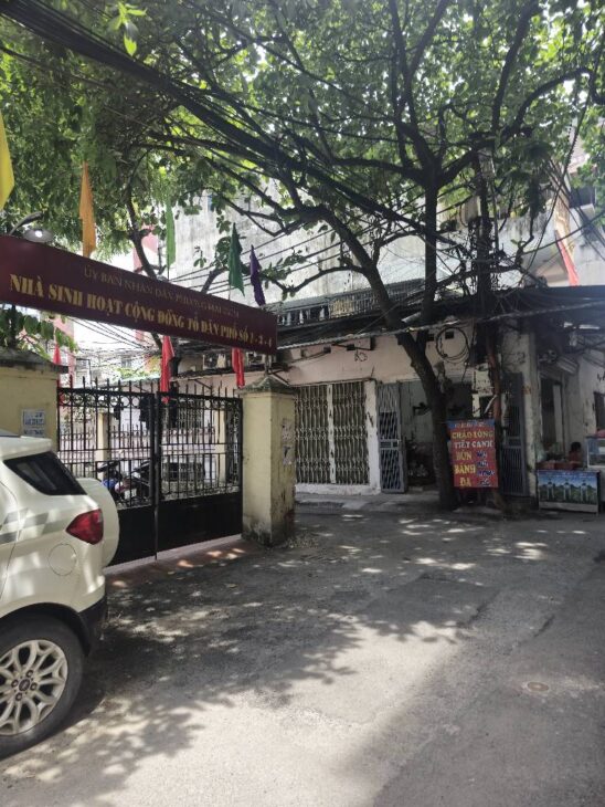 NHÀ PHẠM VĂN ĐỒNG – GẦN Ô TÔ TRÁNH – NGÕ THÔNG –FULL ĐỒ-Ở NGAY