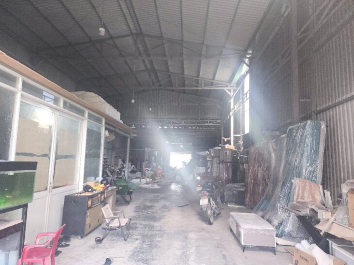 Quá rẻ nhà xưởng 705m2 mặt tiền đường xe công TX22, Thạnh Xuân bán chỉ hơn 10Tỷ xíu