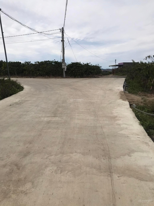 Bán đất 1,3 ha Ninh Gia, Đức Trọng, Lâm Đồng, giá 14,8 tỷ đường bê tông 6m