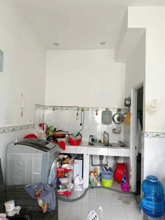 Nhà 2 tầng hẻm xe tải C3 Phạm Hùng Bình Hưng Bình Chánh. Giá 1tỷ750 TL