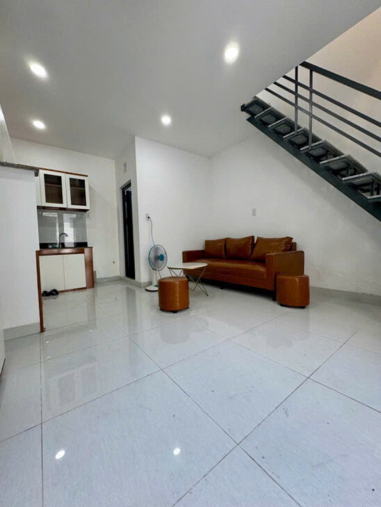 Bán Nhà Gần QL1A, 2 Tầng,Tặng Full Nội Thất, Giá Chỉ 2,4 Tỷ