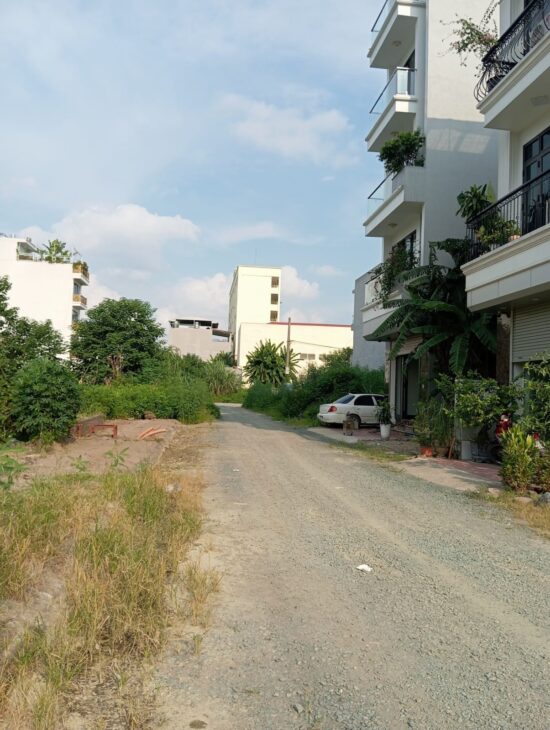 BÁN SIÊU PHẨM ĐẤT DỊCH VỤ TRẠM TRÔI – LÔ GÓC 2 THOÁNG – VỈA HÈ RỘNG 195M – XÂY VP CỰC ĐẸP