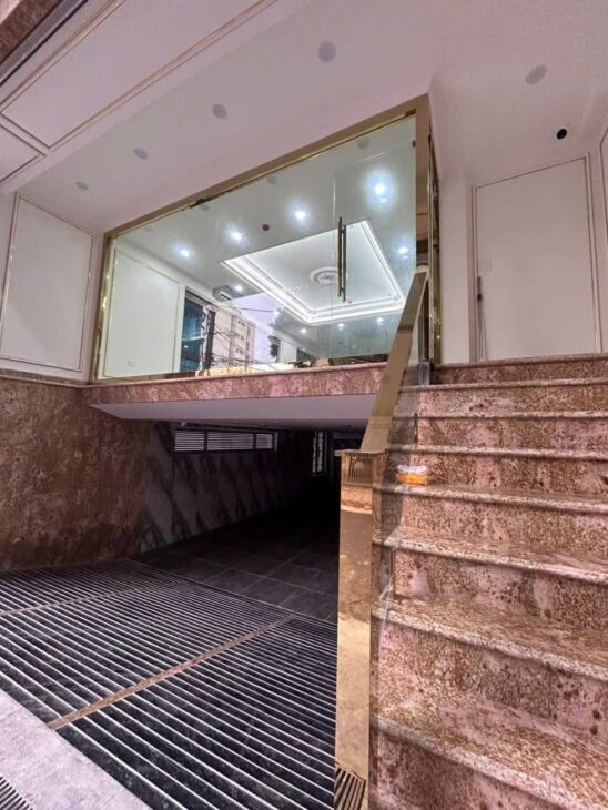 Tòa Apartment (Căn Hộ Dịch Vụ)-Lô Góc Hoàng Quốc Việt 73/110mx9Tầng,MT 6.6m 48.8 Tỷ