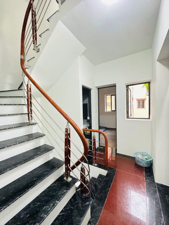 10.4 tỷ-ô tô 5 tạ đỗ cửa-Đào Tấn, Ba Đình-mặt tiền rộng-nói không với quy hoạch