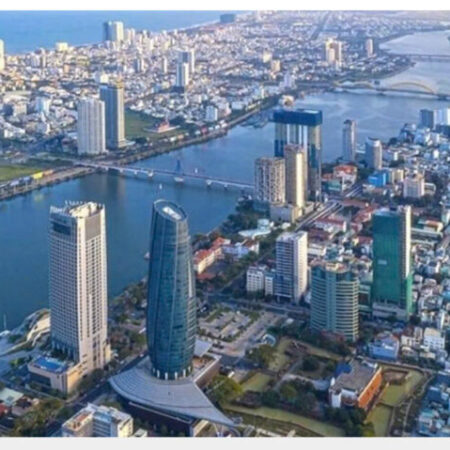 – Đất nam hoà xuân chính chủ, kề lô góc giao nhau hai đường 10,5m lề 5m, thông sang đảo kim cương