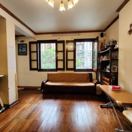 ????????Mặt phố Lê Thánh Tông, 70m2 tầng 2, chỉ 8.4 tỷ trung tâm Hoàn Kiếm