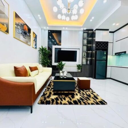 B.ÁN NHÀ SIÊU PHẨM TẠI THỦY KHUÊ – 5 TẦNG – LÔ GÓC – MẶT TIỀN RỘNG – CÁCH PHỐ CHỈ 10M