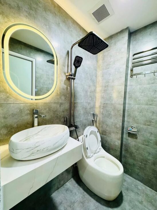 B.ÁN NHÀ SIÊU PHẨM TẠI THỦY KHUÊ – 5 TẦNG – LÔ GÓC – MẶT TIỀN RỘNG – CÁCH PHỐ CHỈ 10M