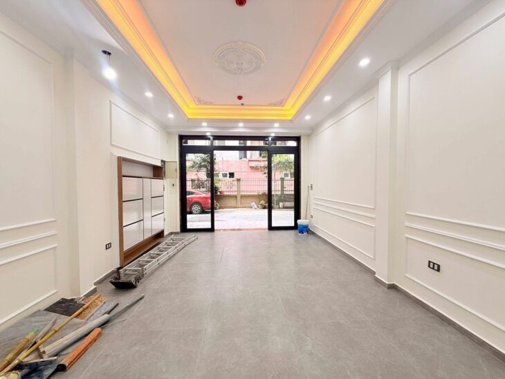 Bán nhà Ôtô tránh,Dân Trí Cao-Khu 7.2ha Vĩnh Phúc 48m/8T Thang máy,MT 4.2m 24.3 Tỷ