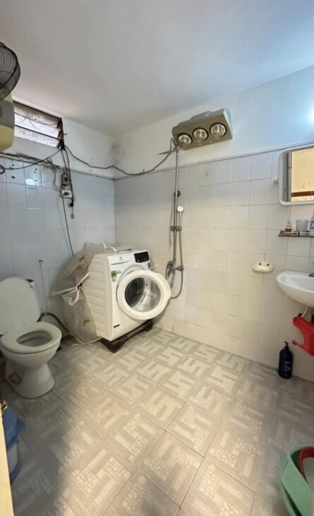 Bán nhà Lô Góc 3 Thoáng-Dương Quảng Hàm 37/51m, 3Tầng, MT 7.5m 13.5 Tỷ, gần phố