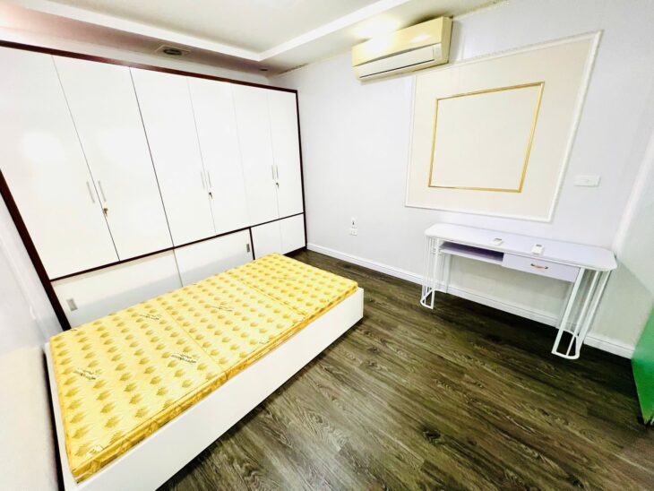 💥💥Tầng 1 TT Hoàng Ngọc Phách, DTSD~80m, Nội thất đẹp, Vài bước ra phố, nhỉnh 5 tỷ
