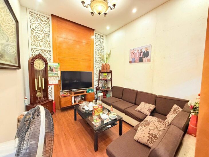 Nhà phố Nguyễn Ngọc Nại – oto vào nhà – ngõ thông kinh doanh cực tốt – 42m2 CHỈ 15,18 tỷ