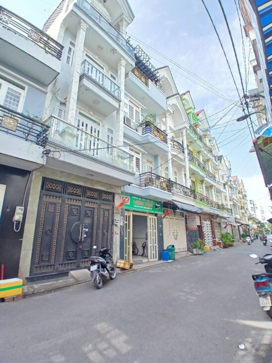 Bán nhà hẻm Lê Văn Khương, Q.12, Thới An. DT 50m2, 4 tầng, 4PN, SH. Giá 5.7 tỷ. LH: 0919159168