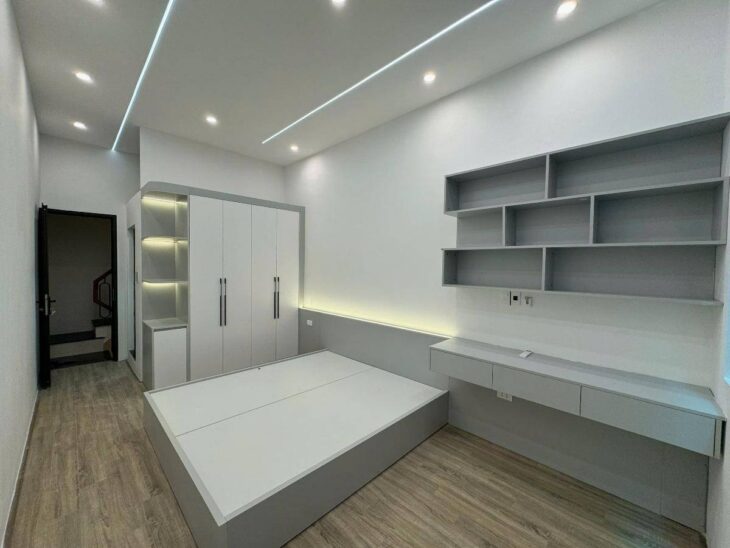 Phân lô cán bộ phố Nguyễn Tuân – TX oto đỗ cửa – nhà đẹp ở ngay – 25m2 giá chỉ 7,3T