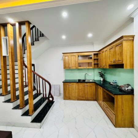 CỔ NHUẾ- 31M2 – MẶT TIỀN 5.5M – 5 TẦNG – 6.9 TỶ- OTO ĐỖ SÁT NHÀ- Ở NGAY !!!