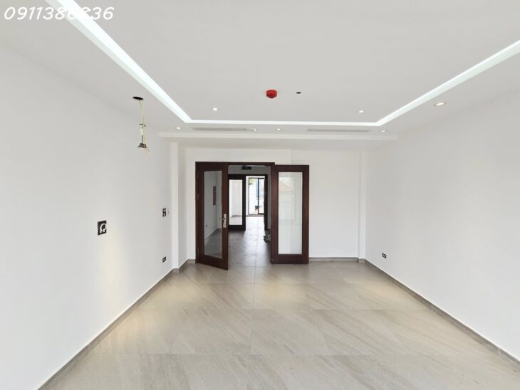 💥Cực phẩm💥HOÀNG QUỐC VIỆT Phân lô 65m 7T Thang máy, Gara Ô tô, 31.8 tỷ