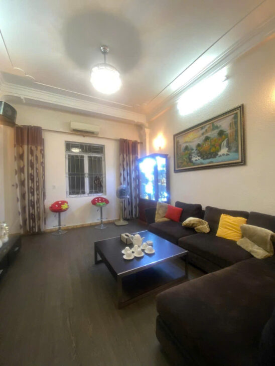 Bán nhà tây trà 40m², 6 tầng, 4PN, 4WC, Lĩnh Nam – 15 tỷ, sổ đỏ hoặc chinh chủ thiện chí bán