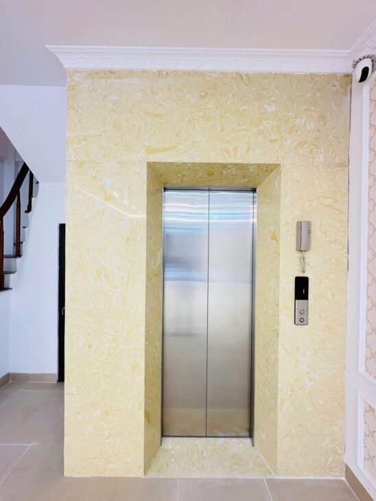 Bán nhà Trích Sài – thang máy –gần Hồ Tây – kinh doanh nhà đẹp ở ngay 55m 6tầng 15.2 tỷ