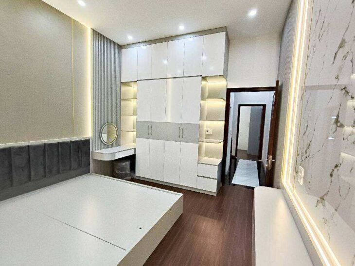 TT Hai Bà Trưng, Nhà Đẹp Ở Ngay, Full Nội Thất, 45m Nhỉnh 9 Tỷ