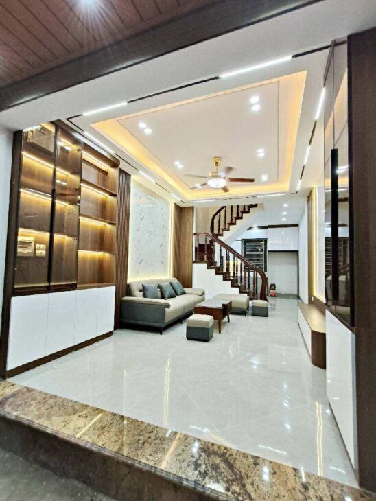 TT Hai Bà Trưng, Nhà Đẹp Ở Ngay, Full Nội Thất, 45m Nhỉnh 9 Tỷ