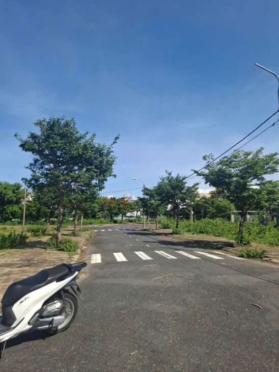 🌟 LÔ GÓC 2 MẶT TIỀN – VIEW HỒ – CÁCH BIỂN 1KM – GIÁ CHỈ 3,92 TỶ