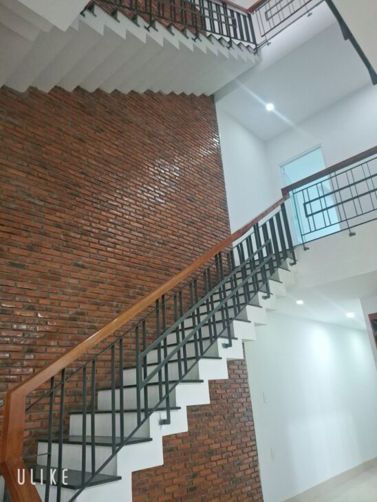 CHỈ 6,2 TỶ – GIÁ CỰC TỐT! NHÀ 3 TẦNG KIÊN CỐ, MẶT TIỀN ĐƯỜNG 7M5, LỀ 10M, CẨM LỆ.