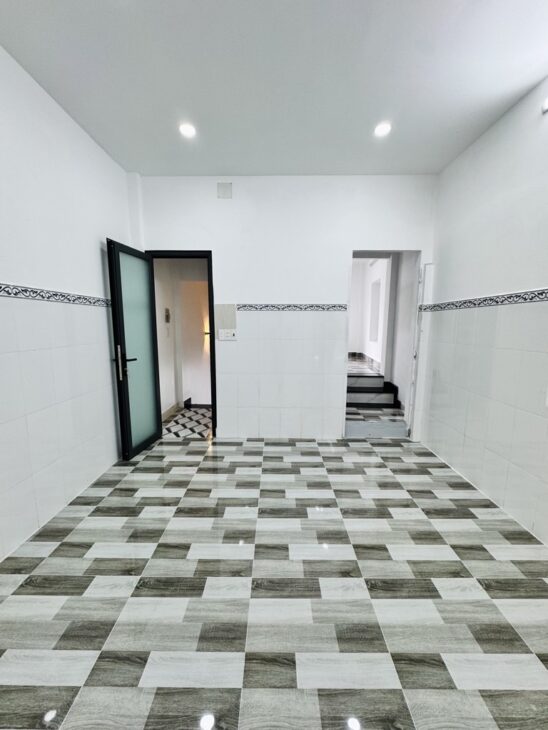 TRƯỜNG CHINH – NHÀ 3 TẦNG MỚI ĐẸP – 5PN – SỔ NỞ HẬU – CHỈ 6.X TỶ