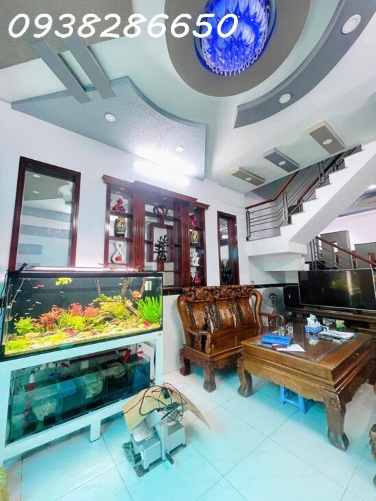 VỊ TRÍ CỰC ĐẸP – HẺM XE HƠI 1 TRỤC THẲNG SAU CĂN MẶT TIỀN – SỔ VUÔNG A4 – CỘNG NHẬN ĐỦ 64M2 – TẶNG