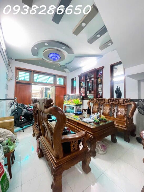 VỊ TRÍ CỰC ĐẸP – HẺM XE HƠI 1 TRỤC THẲNG SAU CĂN MẶT TIỀN – SỔ VUÔNG A4 – CỘNG NHẬN ĐỦ 64M2 – TẶNG