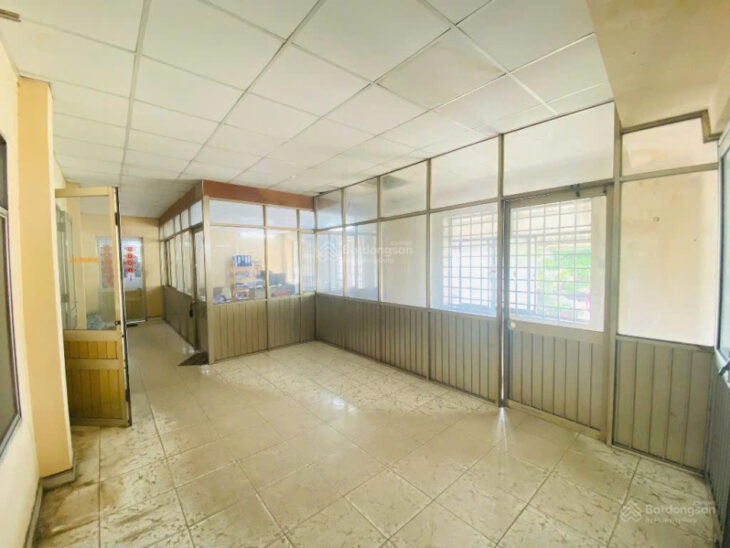 Cho thuê kho xưởng siêu rẻ 2.329m2 đường Nguyễn Văn Quá, P. ĐHT, Q. 12