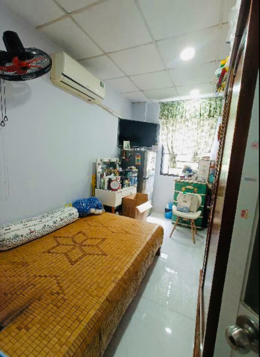 HẺM XE HƠI THÔNG – NGANG KHỦNG 7.3M – NHÀ 2 TẦNG 6PN – SỔ VUÔNG A4. NHỈNH 12.X TỶ.