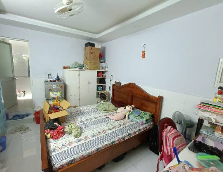 HẺM XE HƠI THÔNG – NGANG KHỦNG 7.3M – NHÀ 2 TẦNG 6PN – SỔ VUÔNG A4. NHỈNH 12.X TỶ.