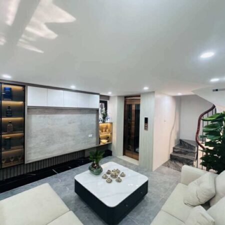 Minh Khai, Nhà Đẹp Lô Góc, 7 Tầng Thang Máy Full Nội Thất Hơn 9 Tỷ