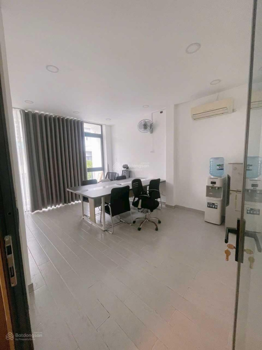 Nhà Góc 2 Mặt Tiền Lê Văn Sỹ, P.14, Quận 3 – 99m², Giá 26 Tỷ